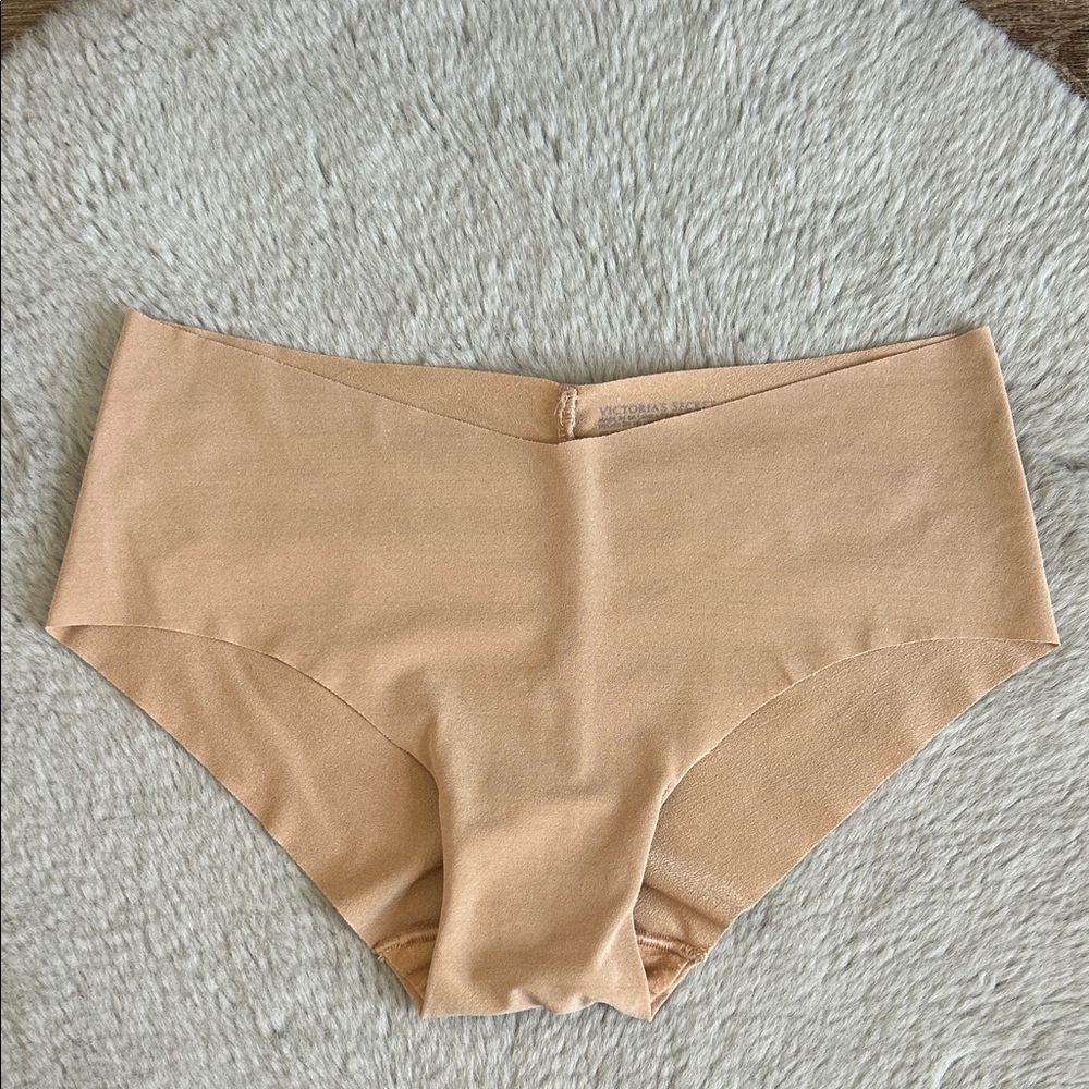 Victoria's Secret No Show Panty XS